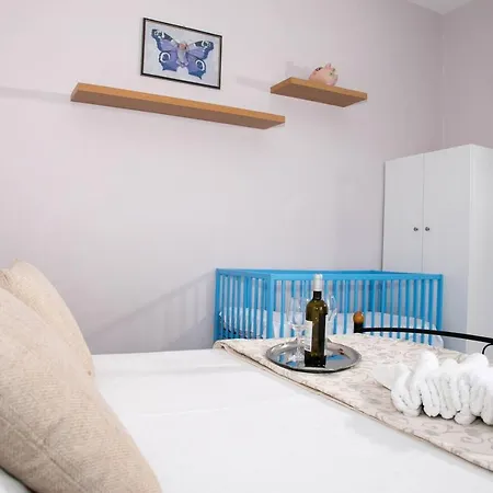 Charming In Kefalonia Island