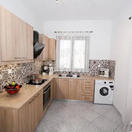 Charming In Kefalonia Island Apartment Lixouri